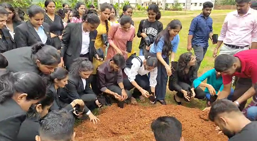 Sahyadri College